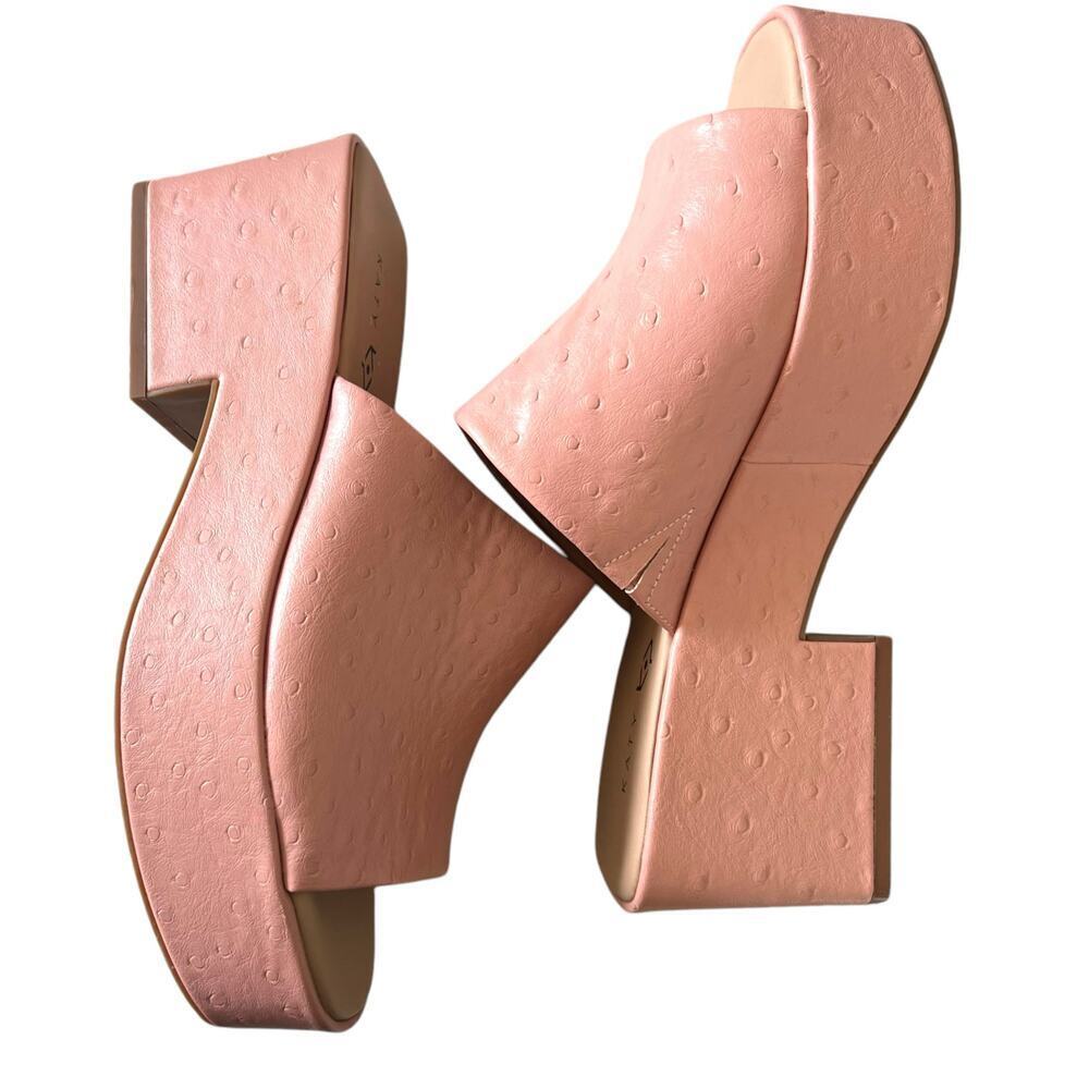 Katy Perry Women's Busy Bee Slide Pink Ostrich Embossed Platform Mules 9.5 - Picture 8 of 8